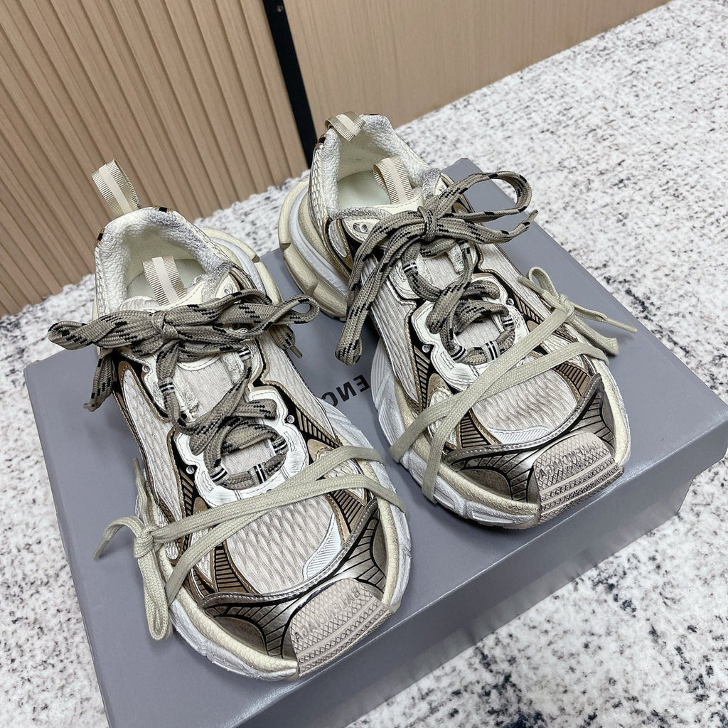 B-Sneakers