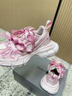 B-Sneakers