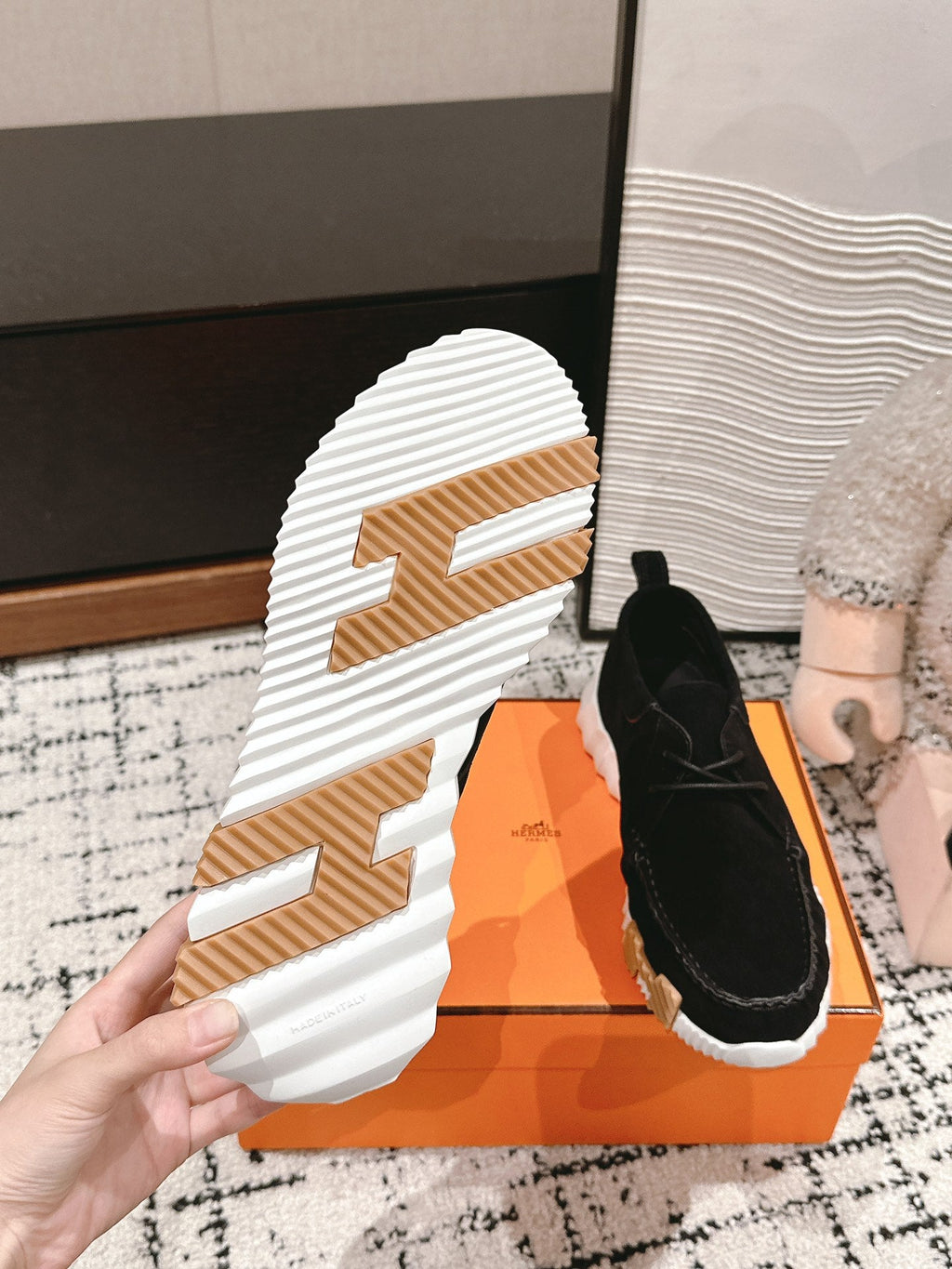 A-Sneakers