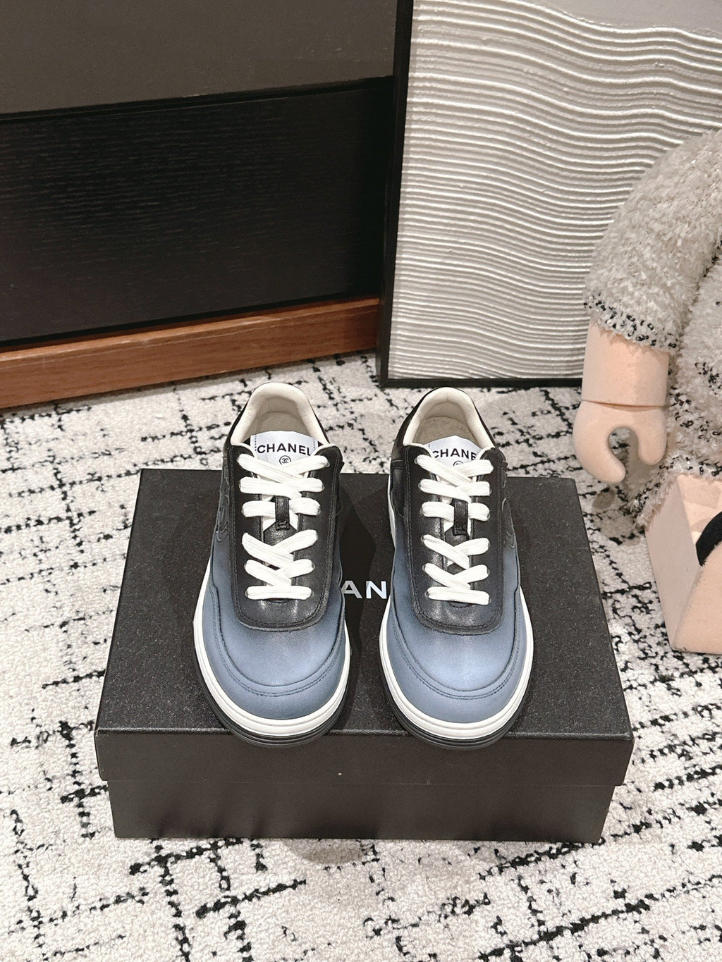 C-Sneakers