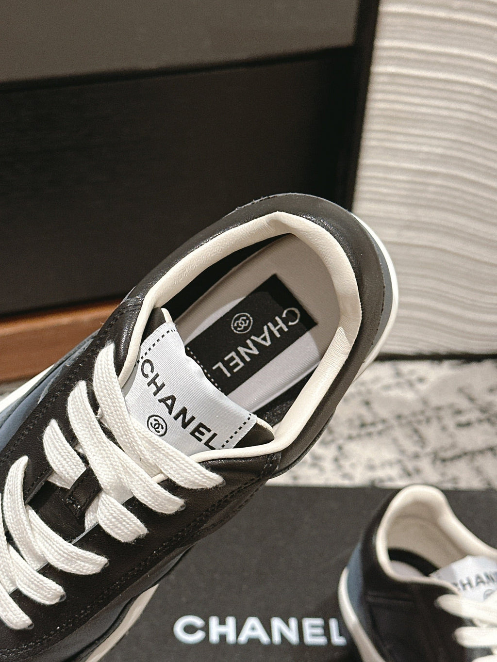 C-Sneakers