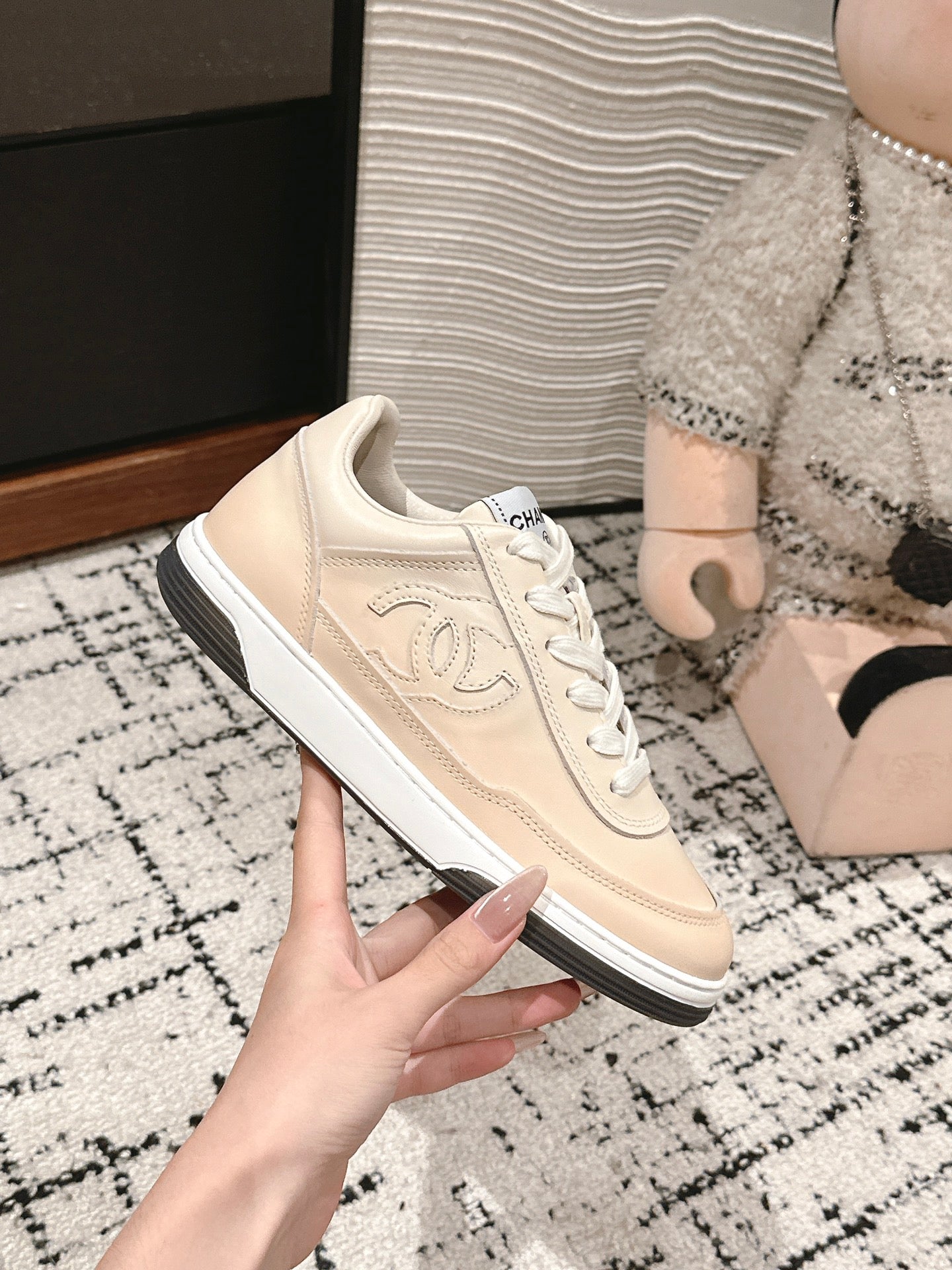 C-Sneakers