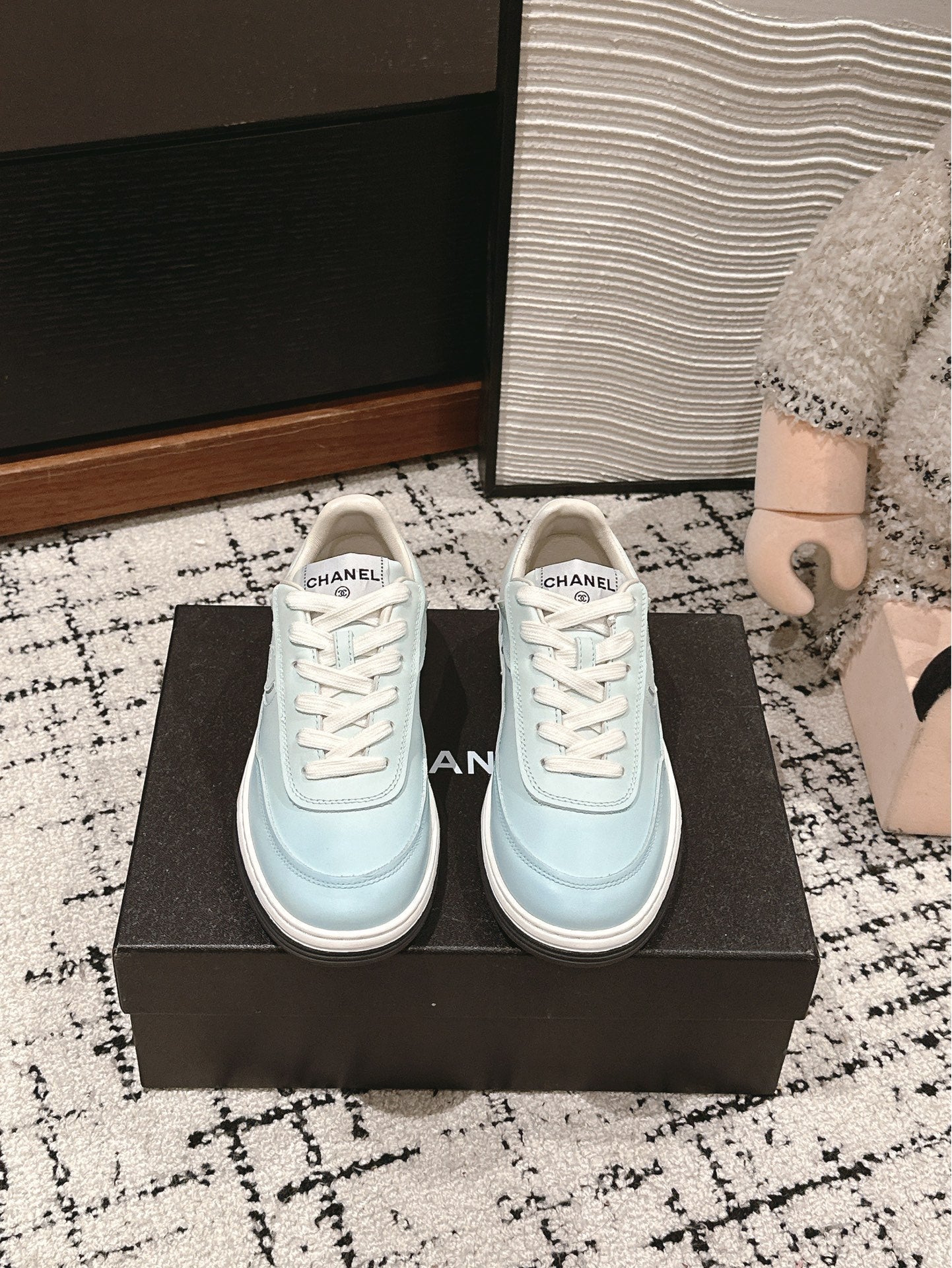 C-Sneakers