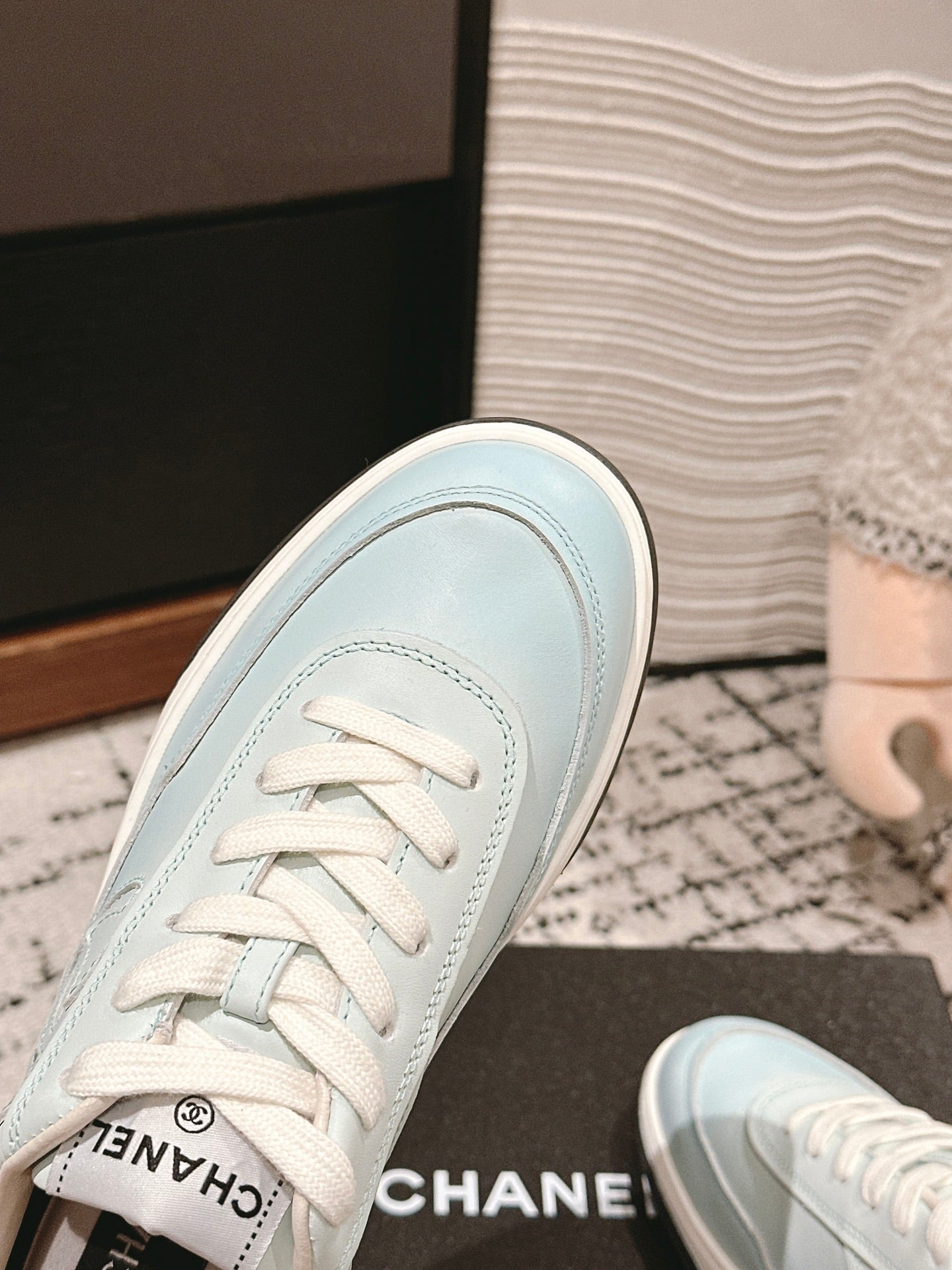 C-Sneakers
