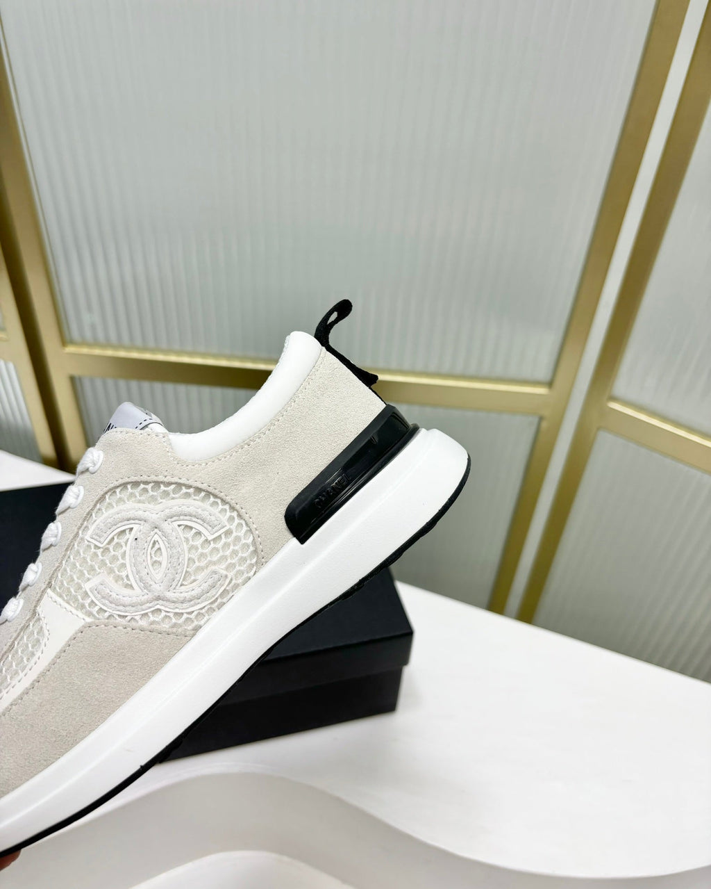 C-Sneakers