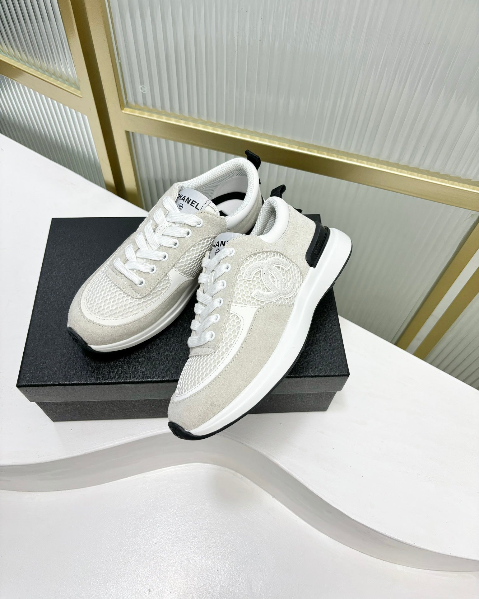 C-Sneakers
