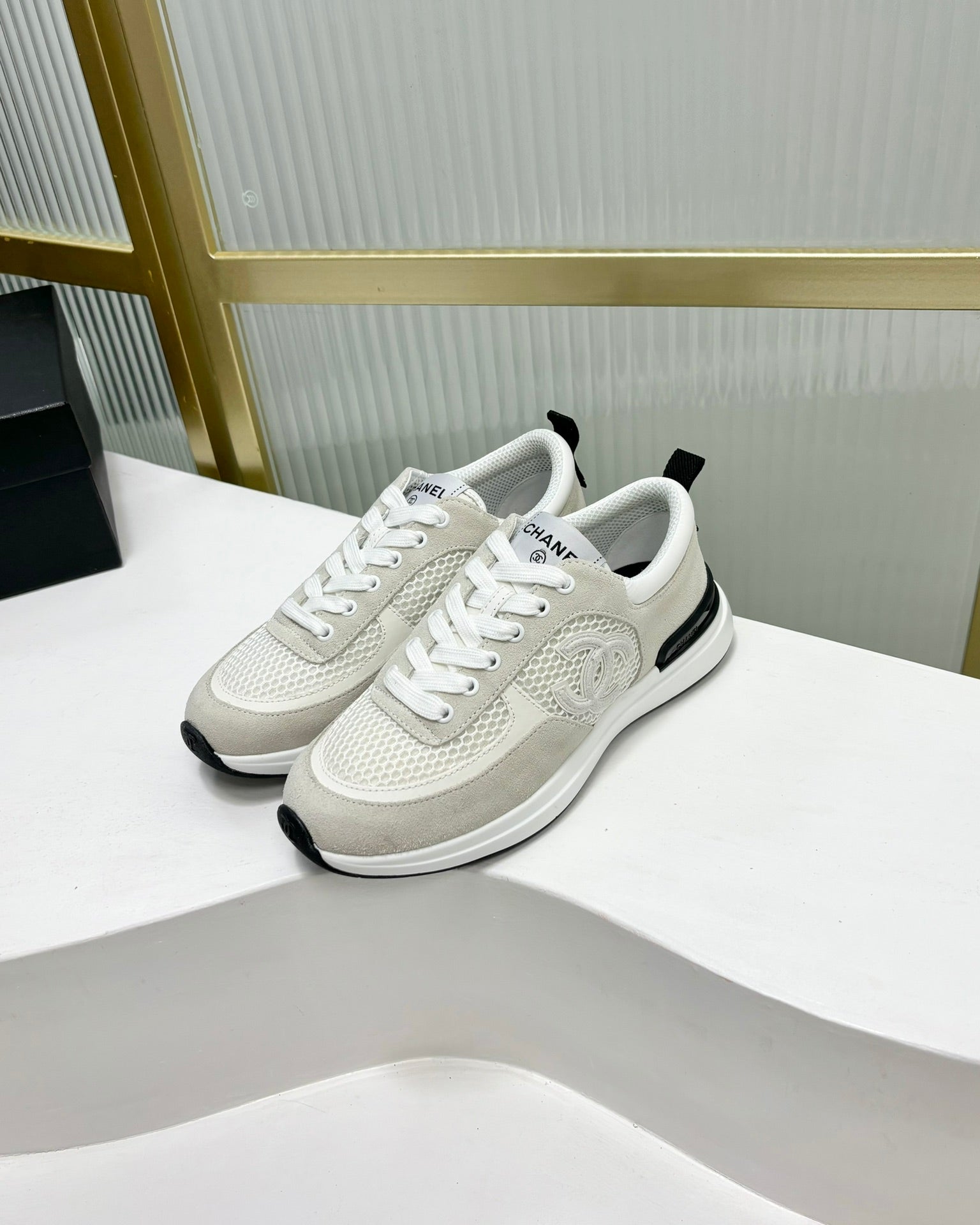 C-Sneakers