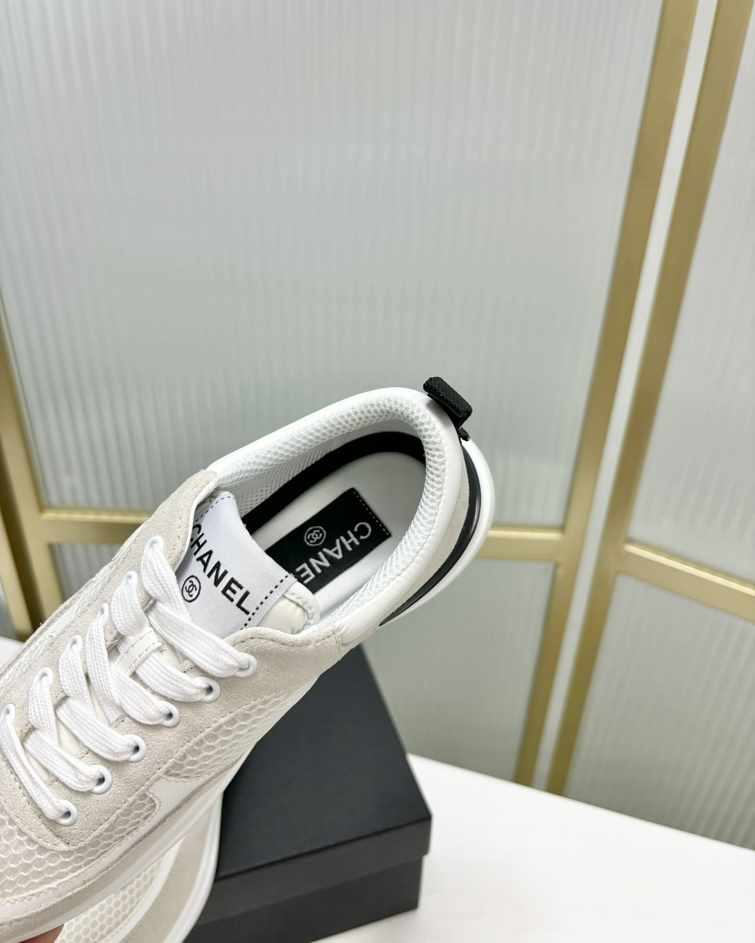 C-Sneakers