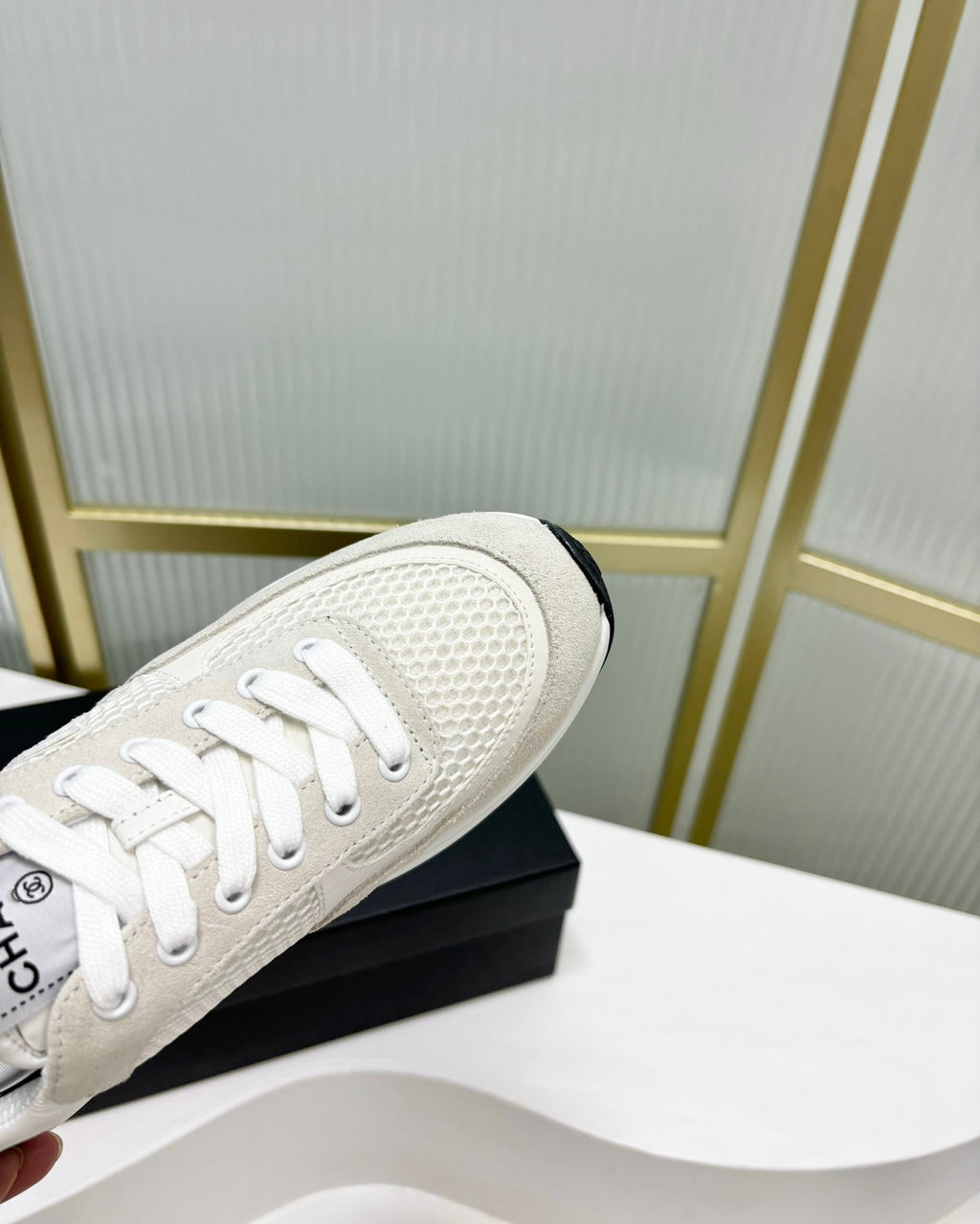 C-Sneakers