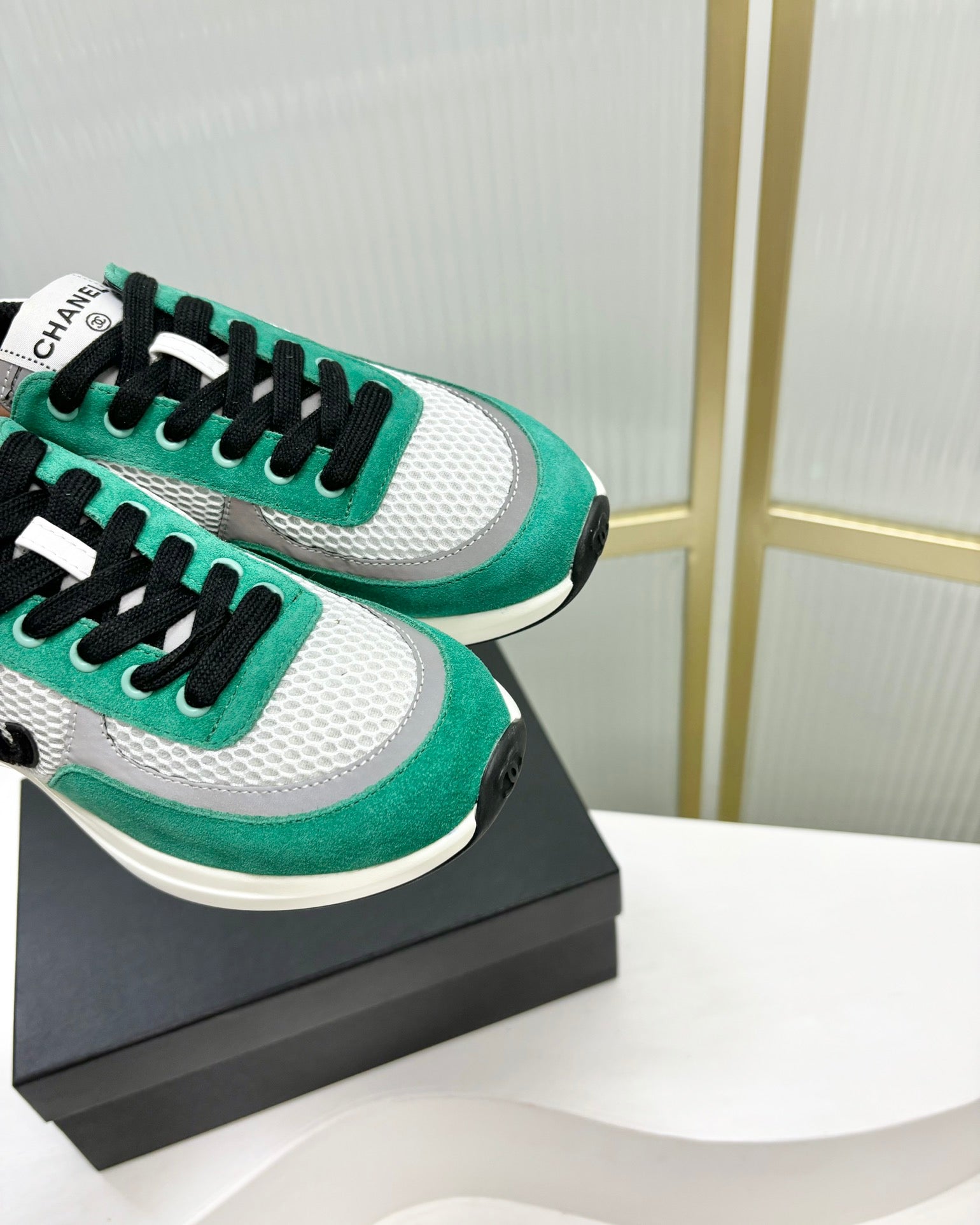 C-Sneakers