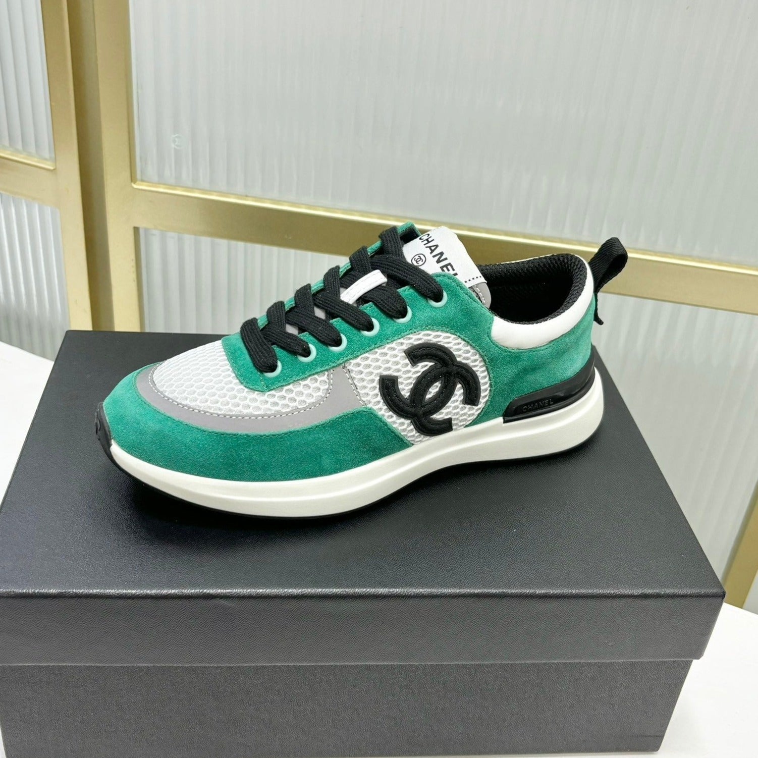 C-Sneakers