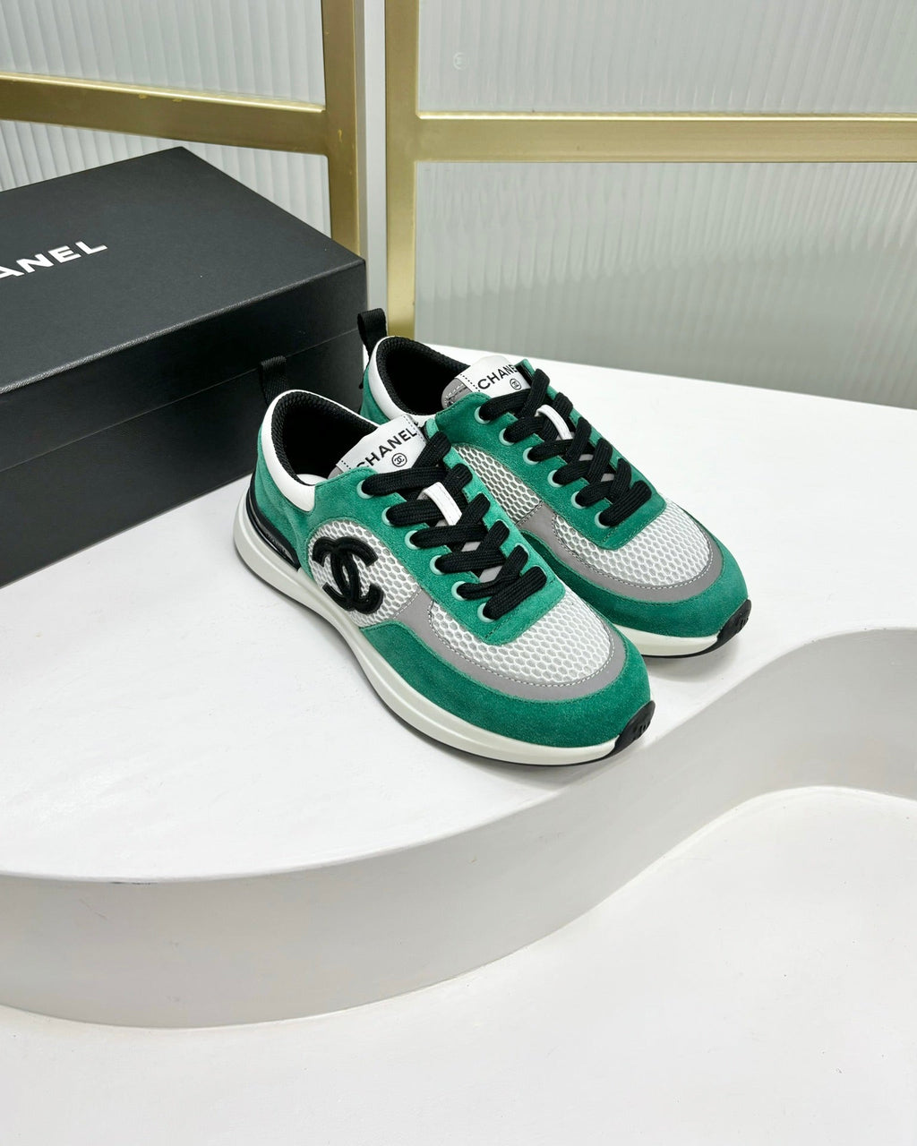 C-Sneakers