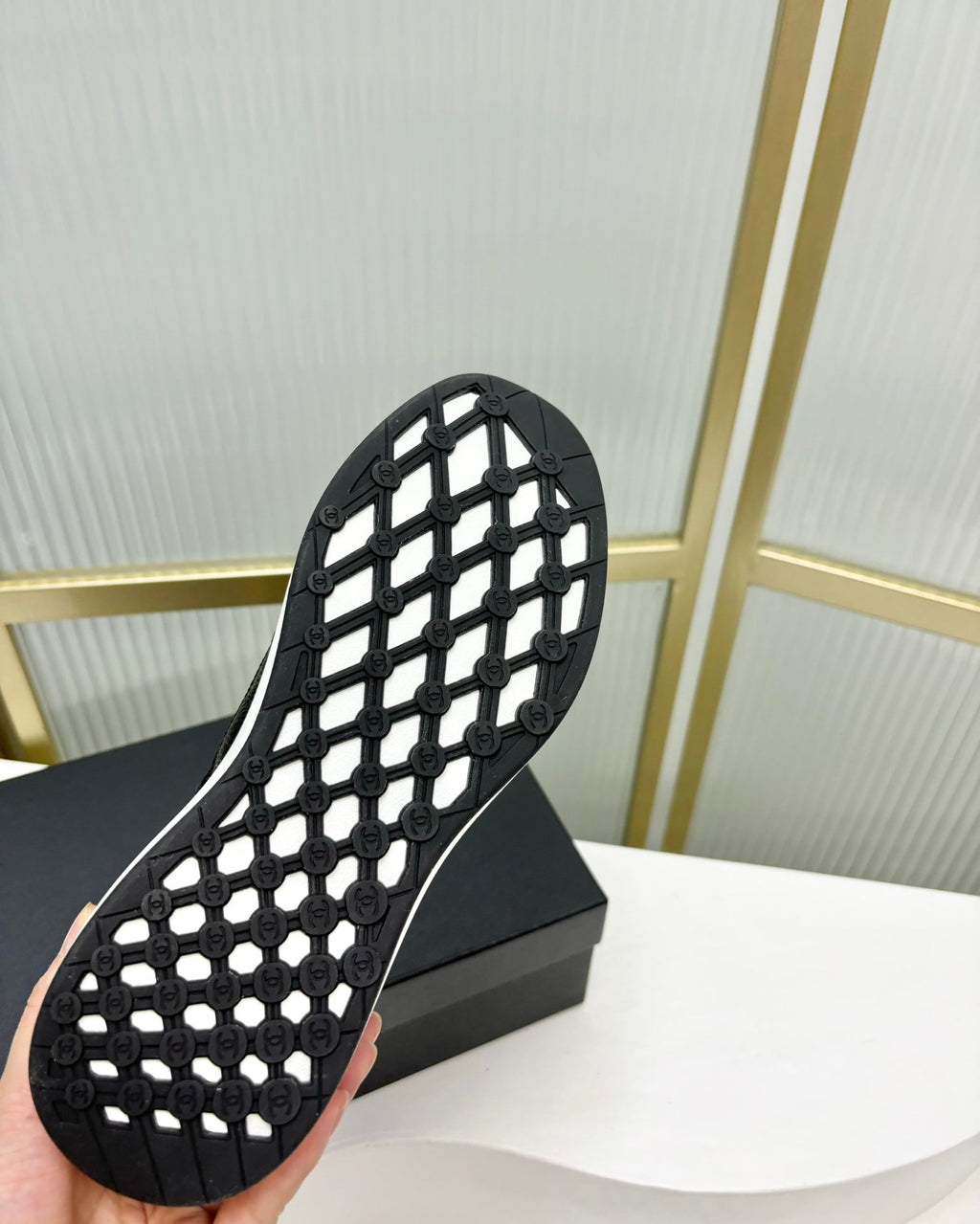 C-Sneakers
