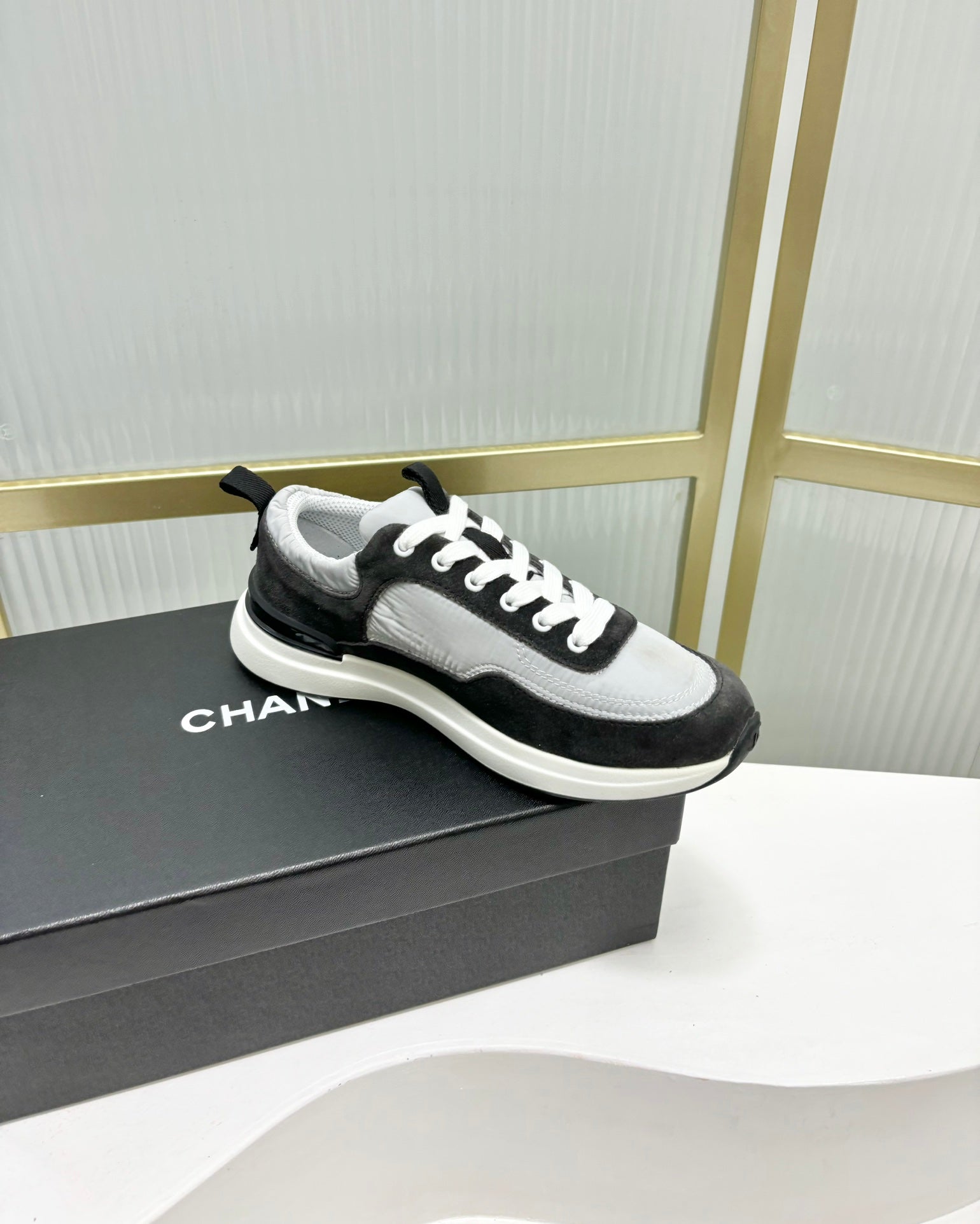 C-Sneakers