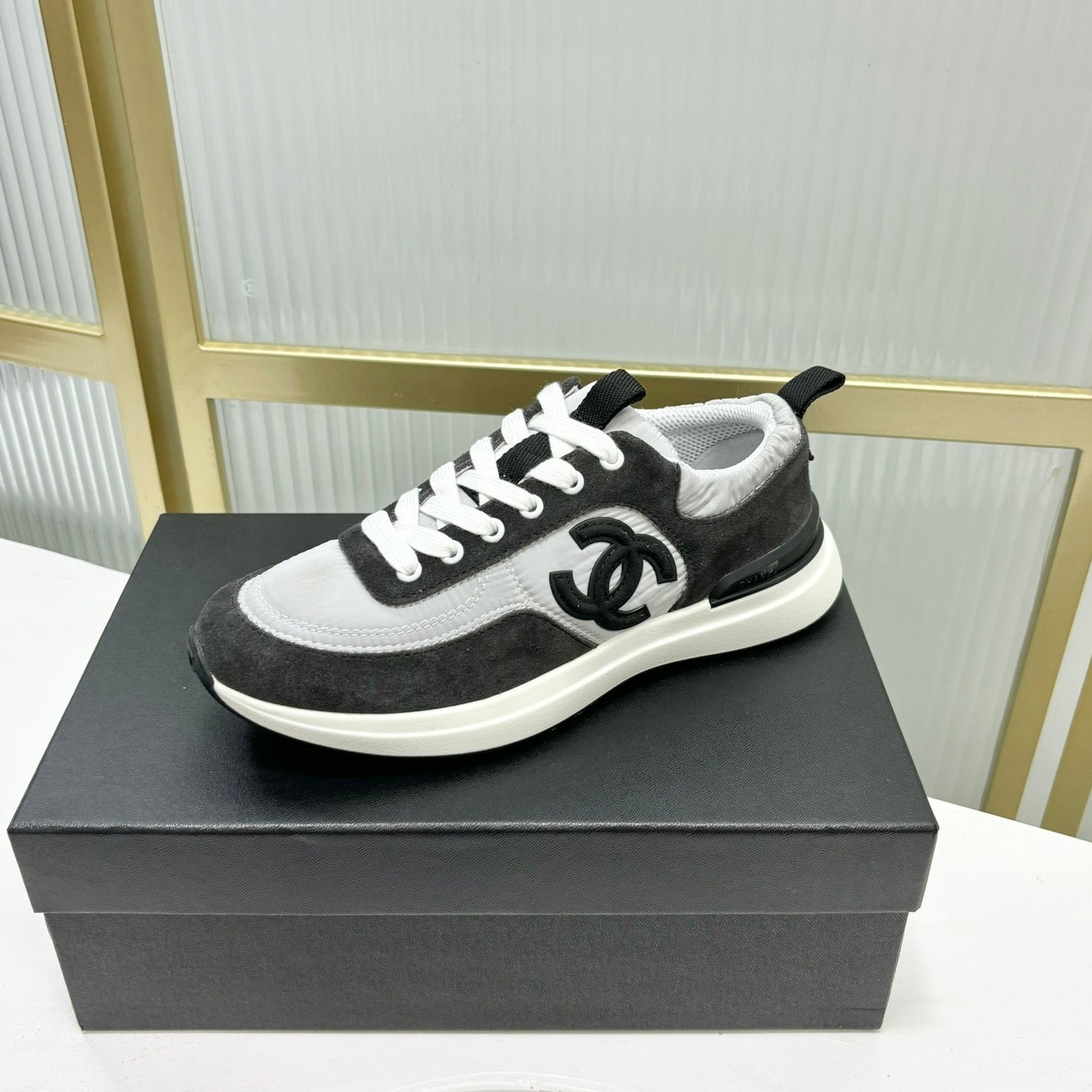 C-Sneakers