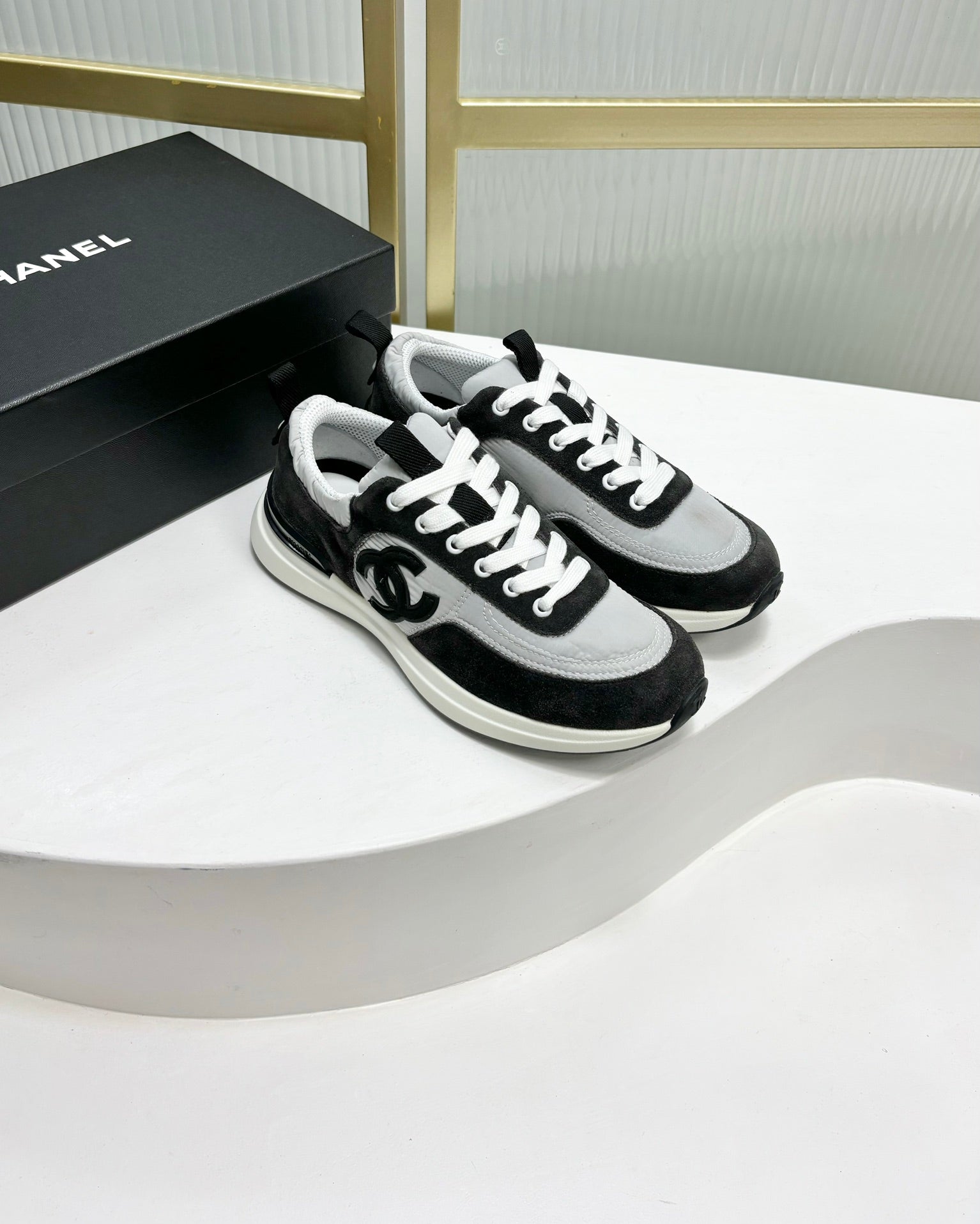 C-Sneakers