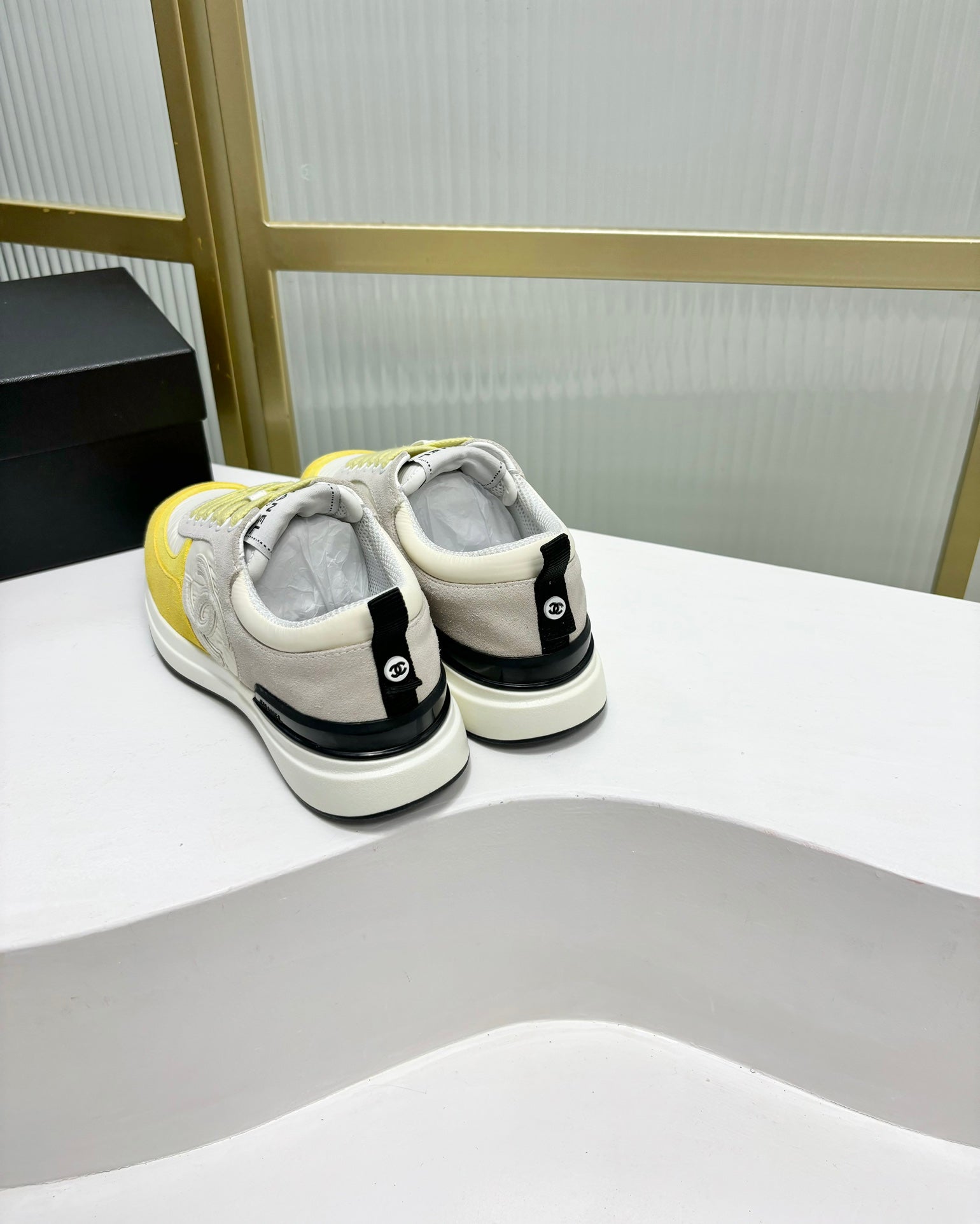 C-Sneakers