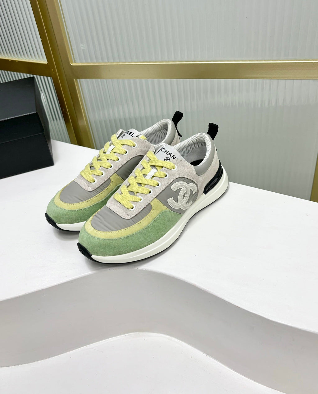 C-Sneakers