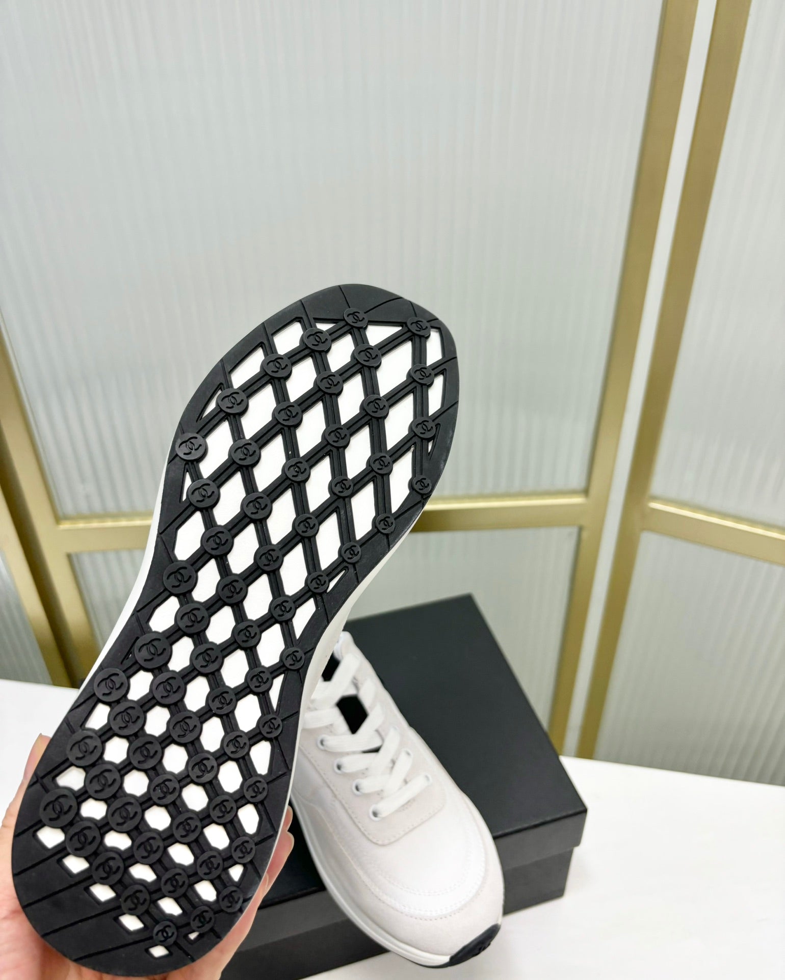 C-Sneakers