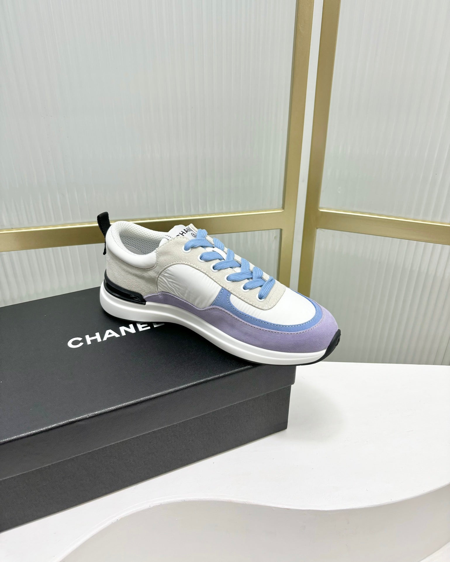C-Sneakers