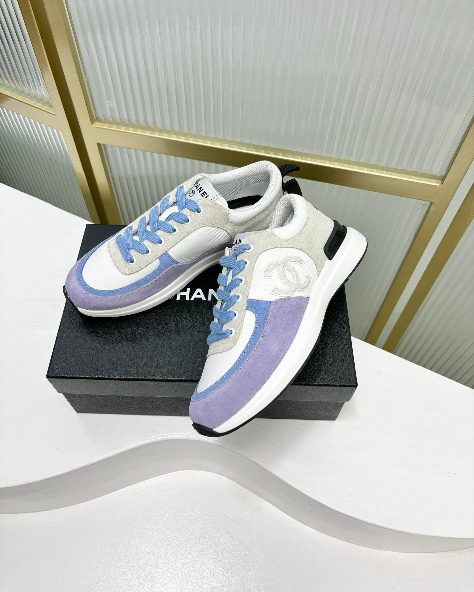 C-Sneakers