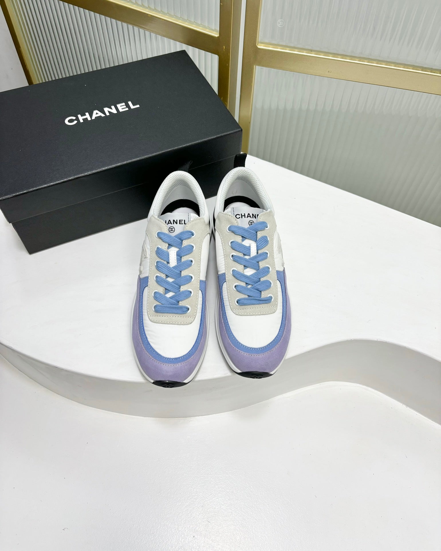C-Sneakers