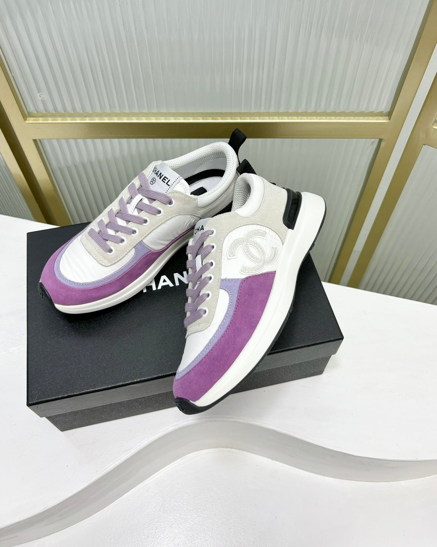C-Sneakers
