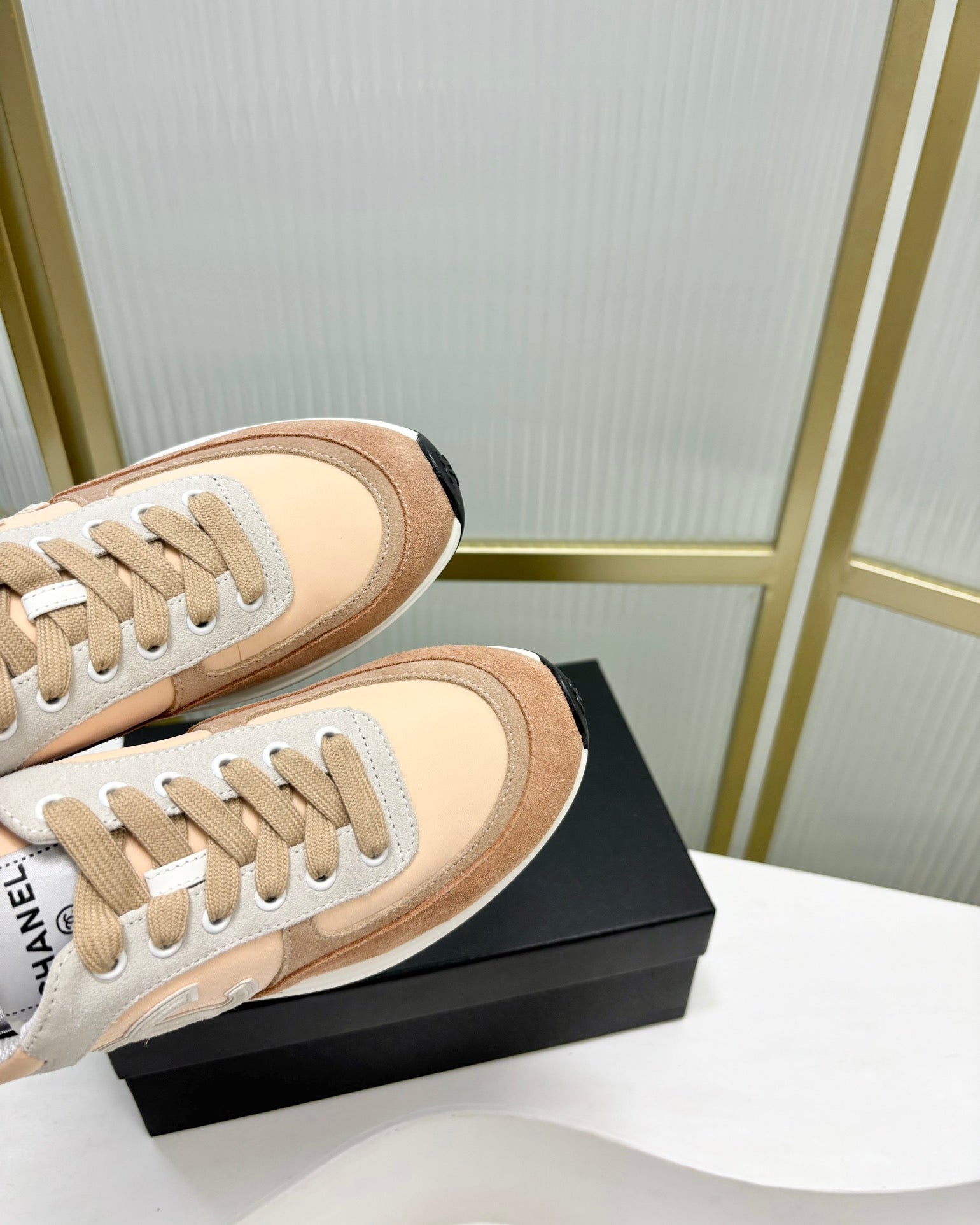 C-Sneakers