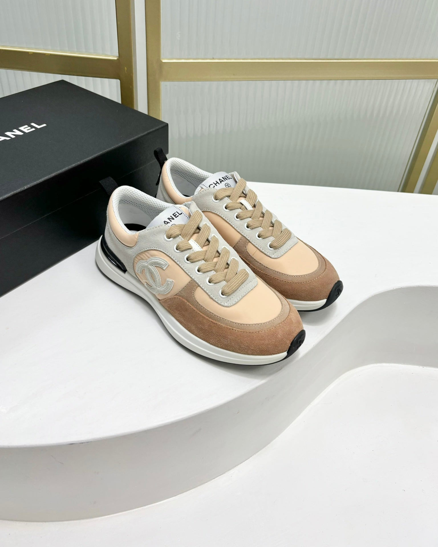 C-Sneakers