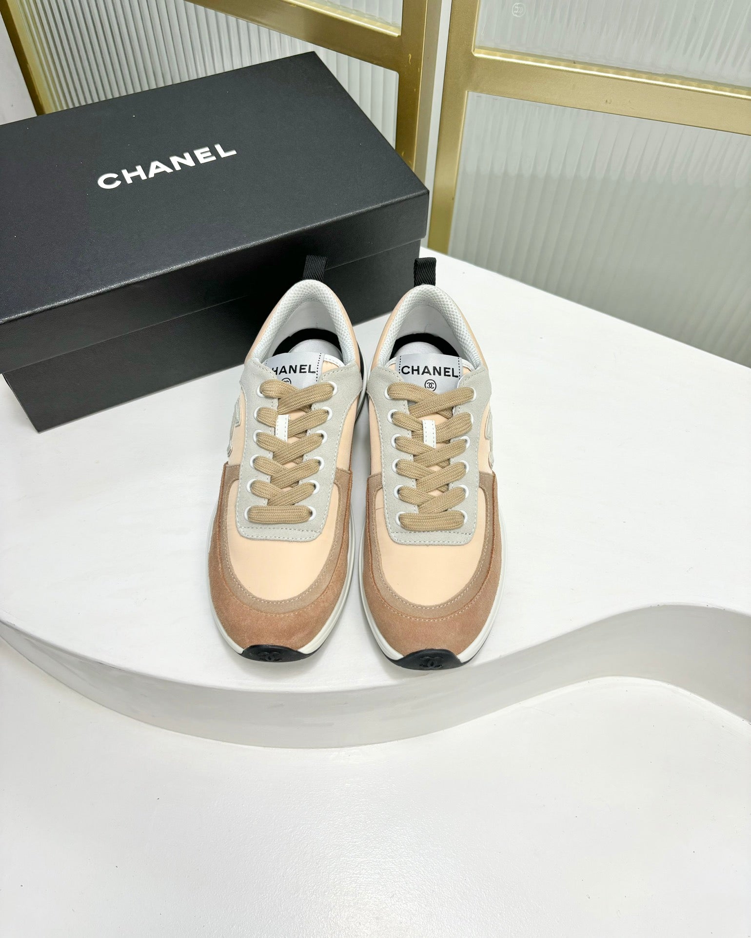 C-Sneakers
