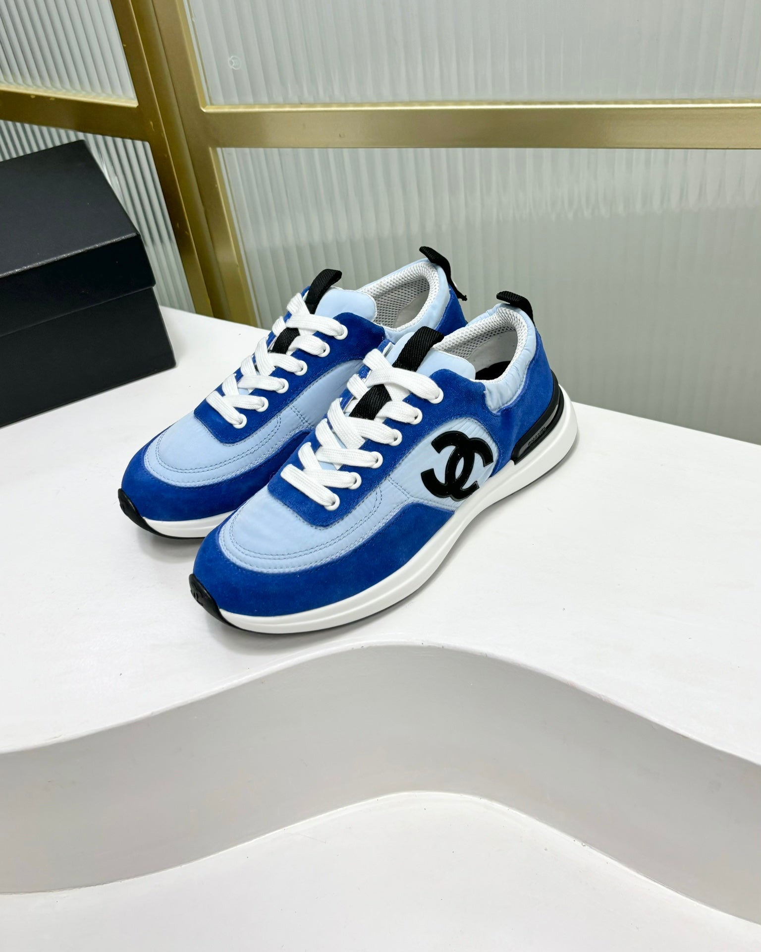 C-Sneakers