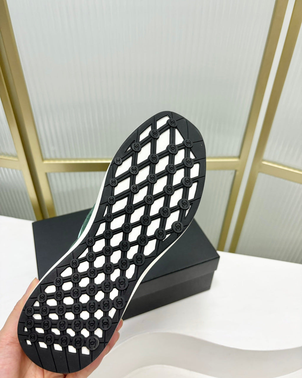 C-Sneakers