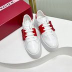 R-Sneakers