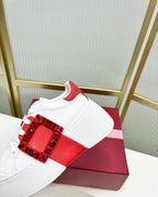 R-Sneakers