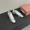 M-Sneakers
