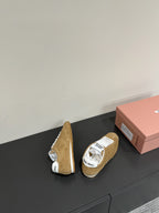 M-Sneakers