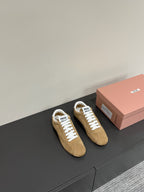 M-Sneakers