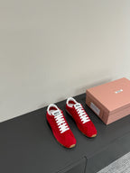 M-Sneakers