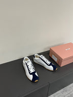 M-Sneakers