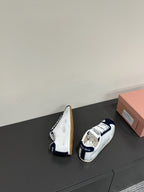 M-Sneakers