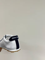 M-Sneakers