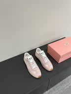 M-Sneakers