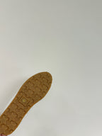M-Sneakers