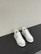 D-Sneakers