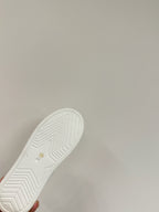 D-Sneakers