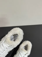 D-Sneakers