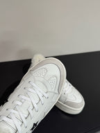 D-Sneakers
