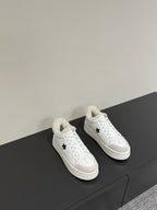 D-Sneakers