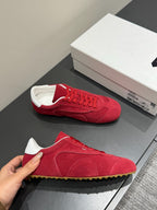 S-Sneakers