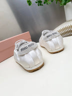 M-Sneakers